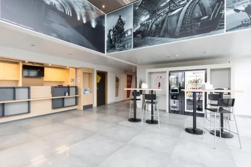 B&B Hotel Longwy Porte du Luxembourg Espaces publics Photos