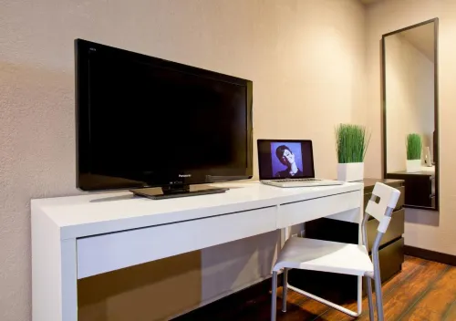 Alura Inn Rooms Photos