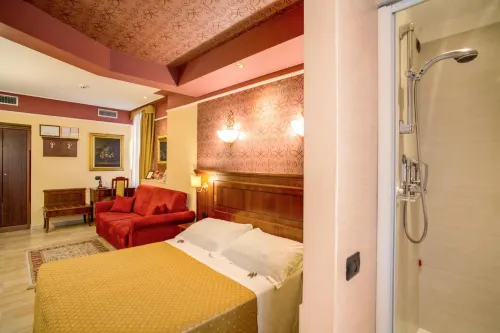 Aurelius Art Gallery Hotel Rooms Photos