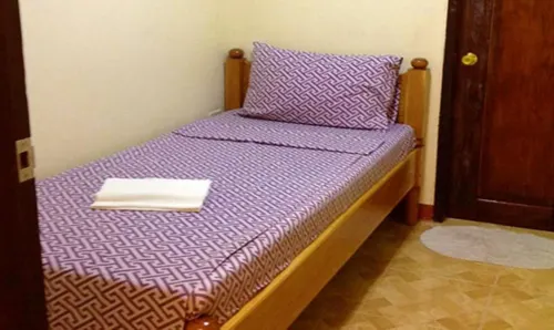 Divine Castle Travelers Inn Rooms Photos