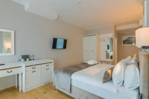 New Era Hotel Old Town Bucharest Parking with Fee Nearby Chambres Photos