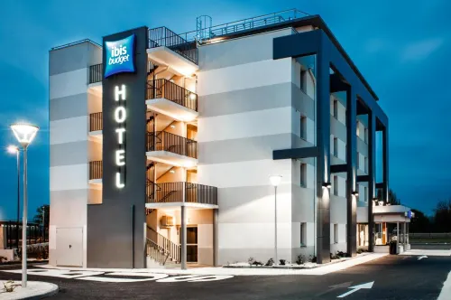 Hôtel Ibis Budget Valence Sud Extérieur Photos