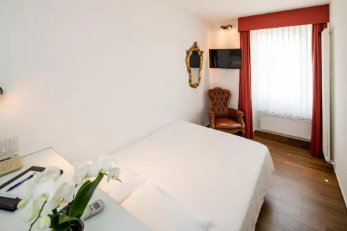 Hotel Campione Chambres Photos
