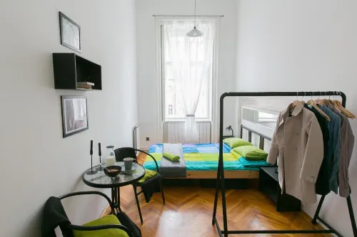 Friends Hostel & Apartments Rooms Photos
