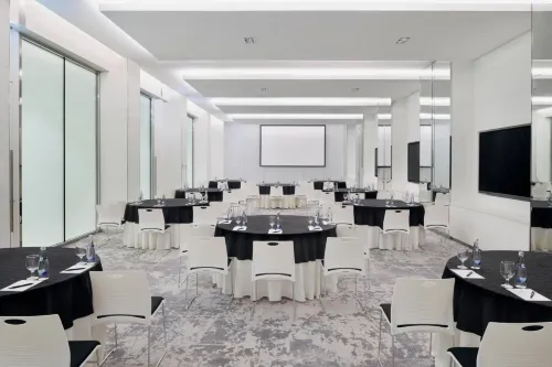 Arjaan by Rotana Dubai Media City Business Facilities Photos