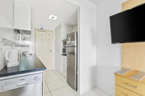 Bayview Tower Rooms Photos