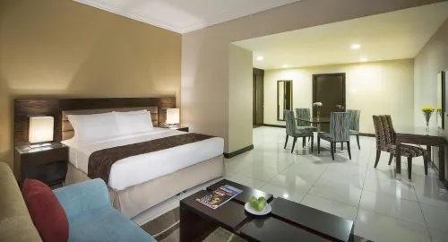 Gateway Hotel Photos