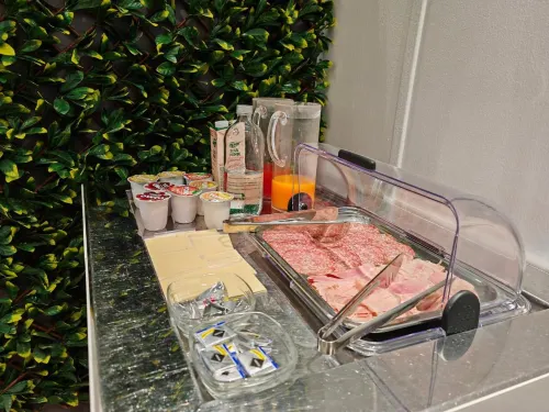 Hotel Romano Dining Photos