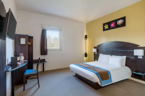 Sure Hotel by Best Western St-Amand-Les-Eaux Photos