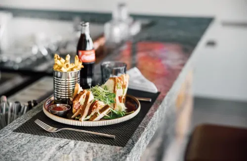 Leonardo Hotel Zurich Airport Restauranger Photos