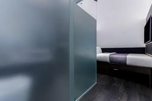 The Z Hotel Holborn Photos