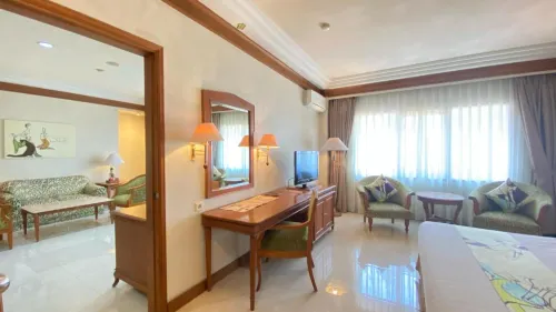 Kusuma Sahid Prince Hotel Solo Phòng Photos