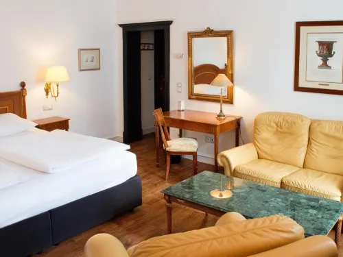 DORMERO Hotel Halle Zimmer Photos