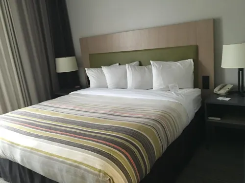 Country Inn & Suites by Radisson, Camp Springs (Andrews Air Force Base), MD Rooms Photos