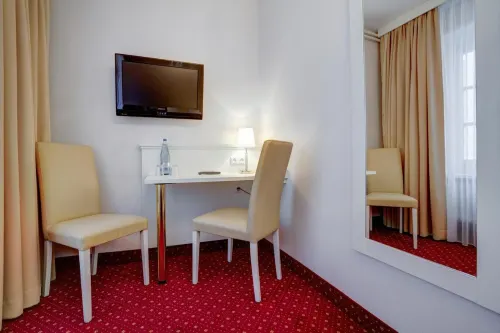 Hotel Fürst Bismarck Hamburg Zimmer Photos