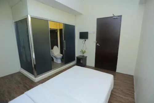 Jam Hotel Kota Warisan Sepang @ Erl Salak Tinggi, KLIA 1-2 & F1 Kamar Photos