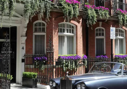 The Athenaeum Hotel & Residences Esterni Photos