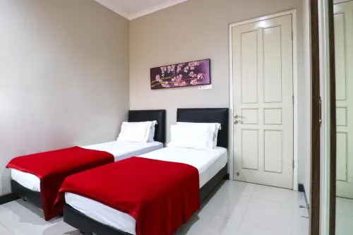 Chiaro Hotel Syariah Photos