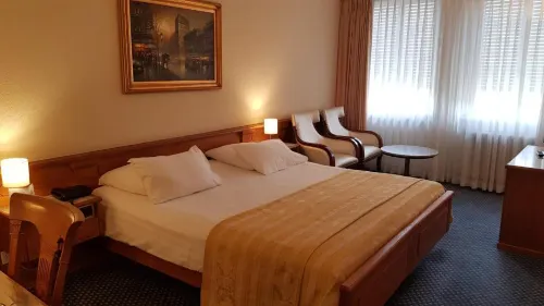Hotel Century Photos