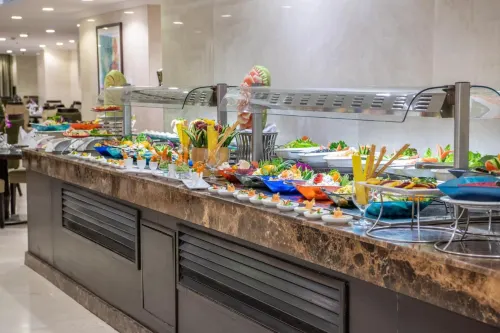 Taiba Front Hotel Makanan Photos