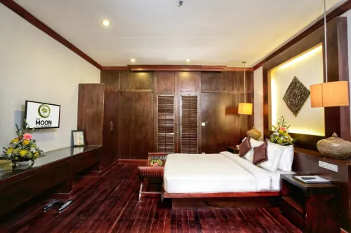The Moon Residence & Spa Phòng Photos