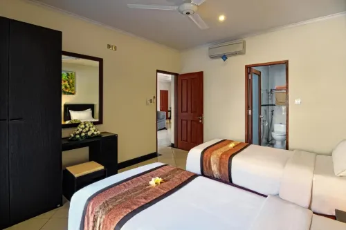 Kuta Town Houses Photos