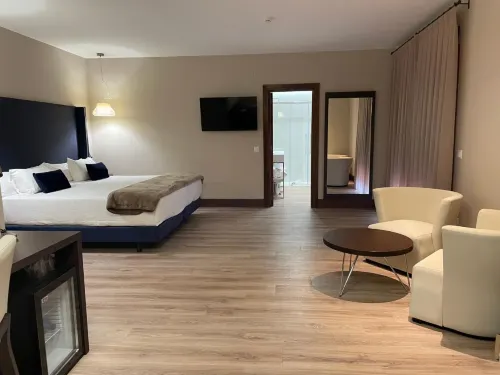 Hotel Maria Cristina Photos