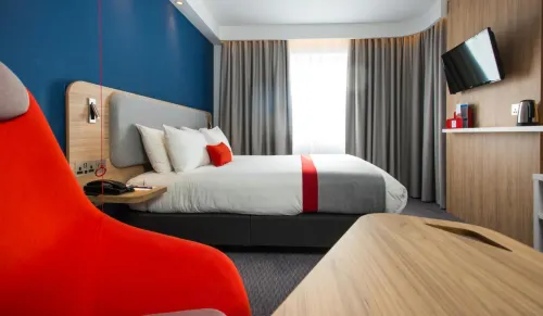 Holiday Inn Express Burton Upon Trent Photos