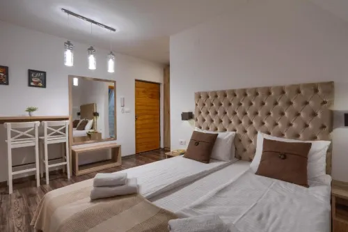 All Seasons Residence Camere Photos