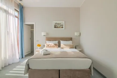New Era Hotel Old Town Bucharest Parking with Fee Nearby Photos