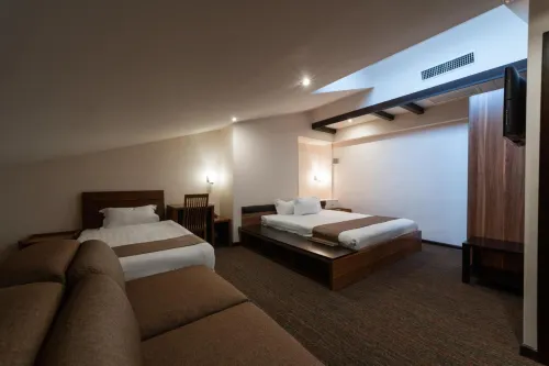 Bass Boutique Hotel Rooms Photos