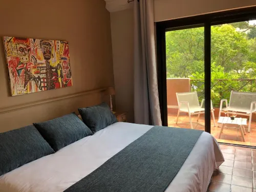 Hotel Spa Cassis – Heated Pool & Parking Photos