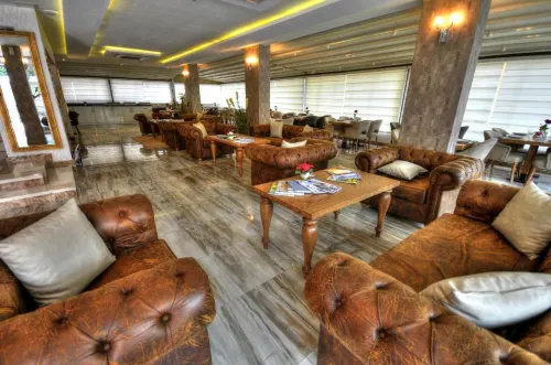 Golden Deluxe Hotel Espaces publics Photos