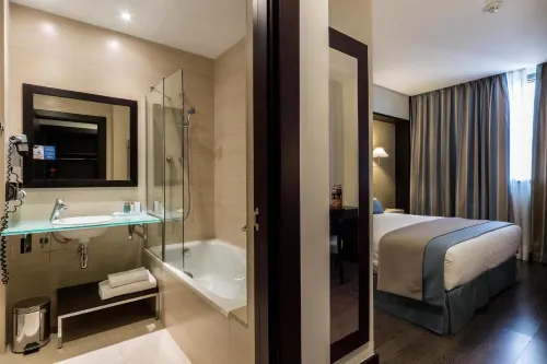 LCB Hotel Fuenlabrada Rooms Photos
