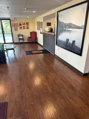 Super 8 by Wyndham Queensbury Glens Falls/Lake George Area Public Areas Photos
