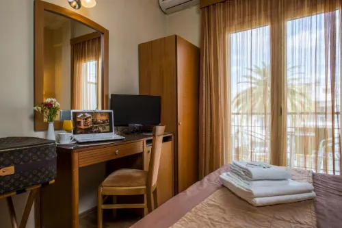 Lakonia Hotel Chambres Photos