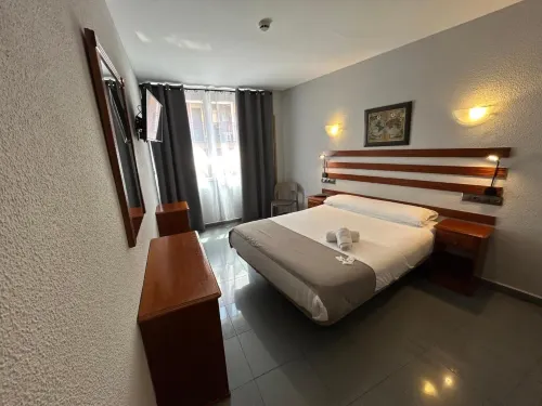 Hotel Valdemoro Photos