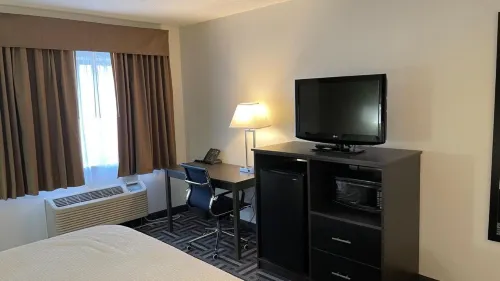 La Quinta Inn by Wyndham Cincinnati North Rooms Photos