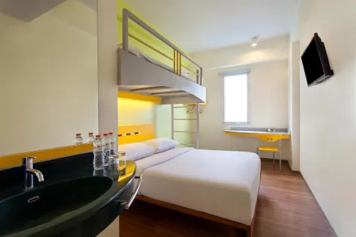 ibis budget Jakarta Menteng Photos