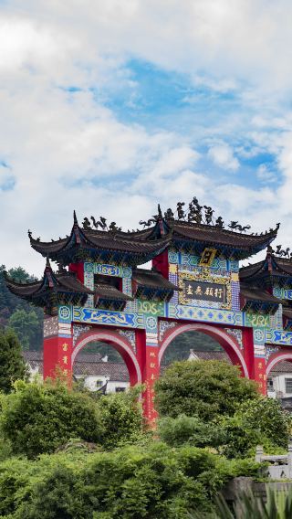 2天1晚 • 九華山風景區＋百歲宮＋化城寺＋肉身寶殿 專業佛學導遊隨團解說，踏訪地藏應化聖地，飽覽名山禪韻景致