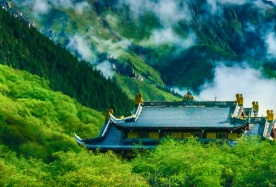 4D3N · Group Tours · Fairy-tale Jiuzhai + Dreamlike Huanglong + Cuddle cute pandas + Sanxingdui tour · Excellent guide · 4-diamond hotel · Contact for discounts · 1V1 exclusive butler service