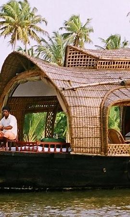 2D1N • Kochi Private Tour: Overnight Alleppey Backwaters Houseboat Cruise