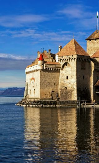 6D5N • Switzerland + Zurich + Lucerne + Interlaken + Bern + Montreux + Geneva + Rhine Falls + Jungfrau + Chillon Castle + Palais des Nations