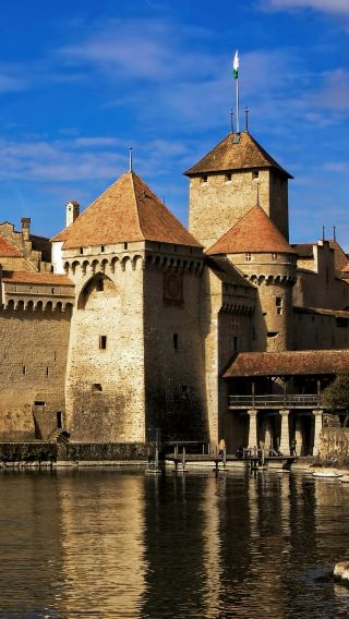 6D5N • Switzerland + Zurich + Lucerne + Interlaken + Bern + Montreux + Geneva + Rhine Falls + Jungfrau + Chillon Castle + Palais des Nations