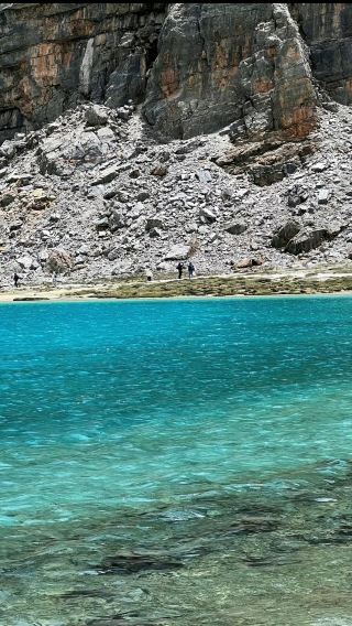5天4晚 • 稻城亞丁＋四姑娘山景區＋魚子西，行程可調整，贈送 SIM 卡和轉接插頭