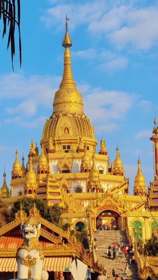 6D5N • Kunming + Tengchong + Mangshi + Ruili +Hot Spring 