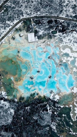 6D5N • Christmas Special · Research Base of Giant Panda Breeding + Jiuzhaigou + Huanglong + Sanxingdui Museum + Free travel photography afternoon tea + 5-star accommodations