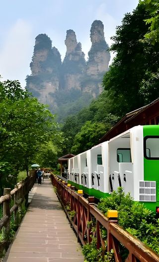 4D3N • Zhangjiajie Avatar Mountain & Tianmen Mountain & Glass Bridge