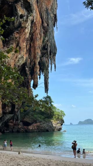 4D3N • Thailand Phuket "Guaranteed Departure | No Shopping | Customized Free & Easy Tour" 3-in-1 Island Excursion+Cliff Ocean View Café+Phuket Old Town+Banzaan Fresh Market+Tuk-Tuk Night Tour+Free Thai Costume Experience