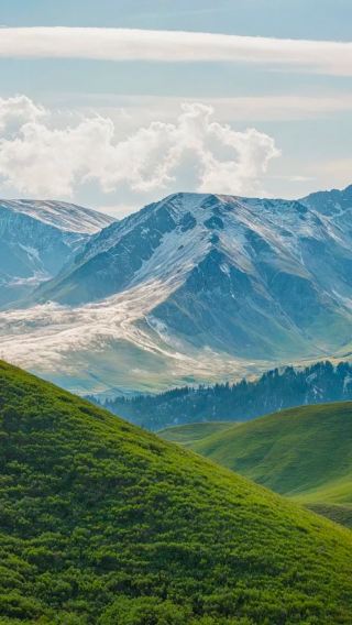 15D14N • Urumqi, Xinjiang + Kashgar City + Tashkurgan County: 3-night hotel near scenic spots, one domestic flight in Xinjiang, nonstop shuttle buses for Sayram Lake & Kuerdening, Ancient City guided tour